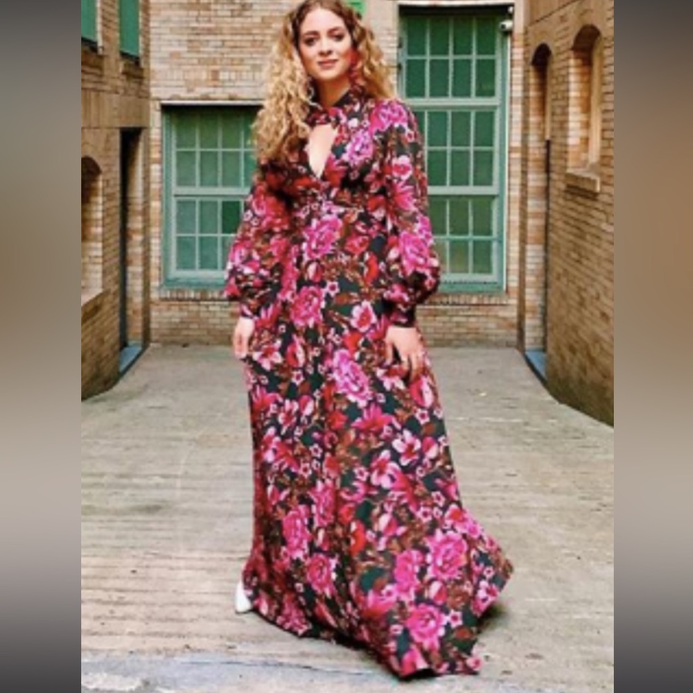 Fame and Partners Deep V olive green floral dress size 8